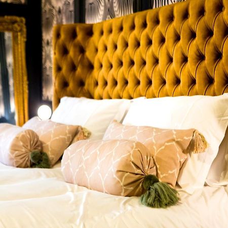 Maison Parfaite Yo1 - Exquisite 400 Year Old, City Centre Townhouse York Eksteriør billede