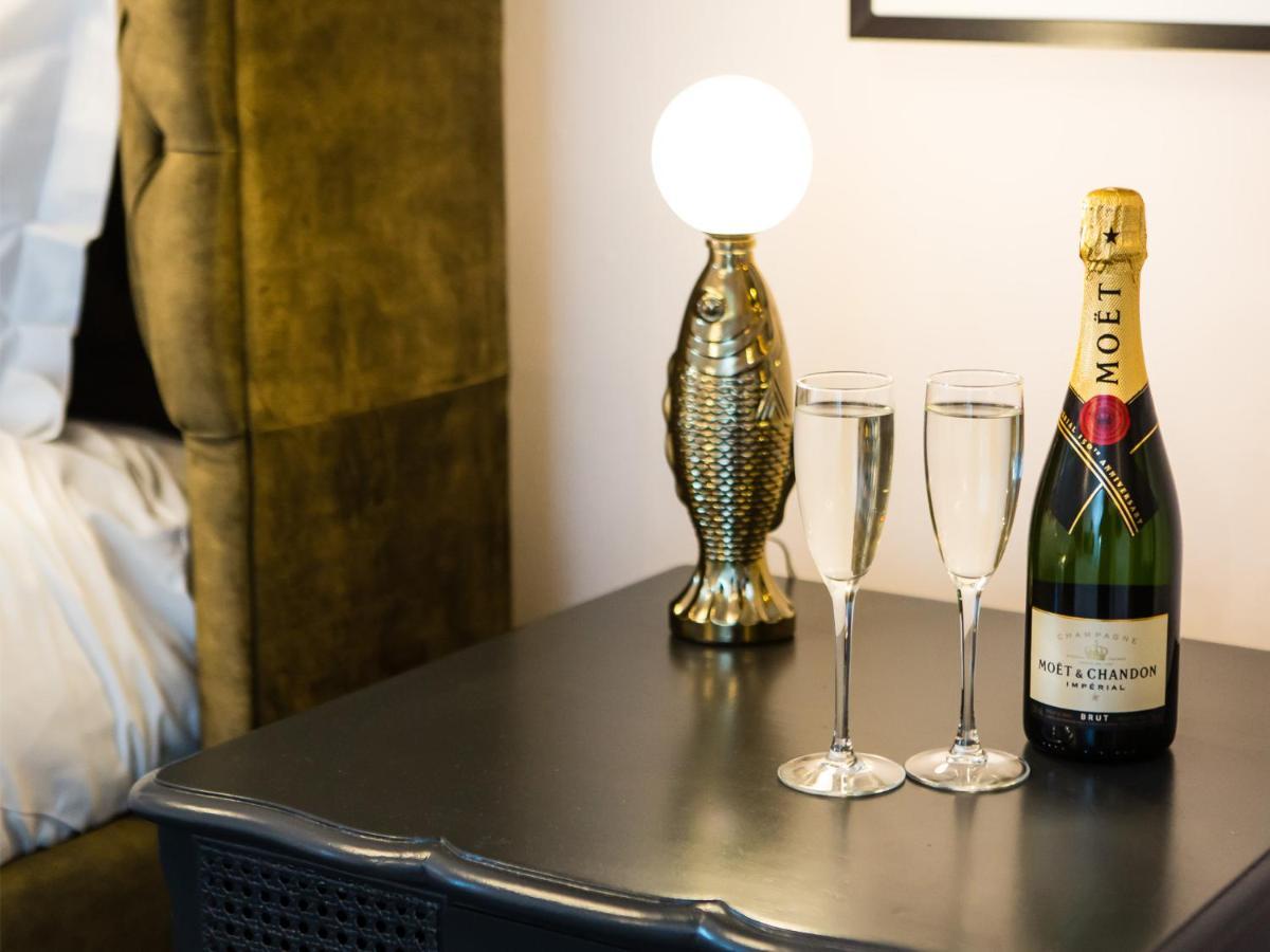 Maison Parfaite Yo1 - Exquisite 400 Year Old, City Centre Townhouse York Eksteriør billede