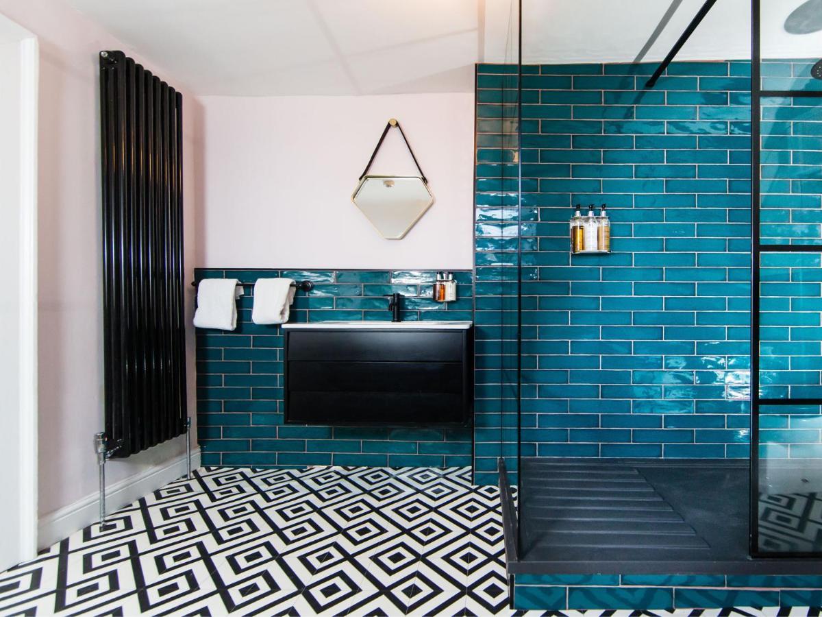 Maison Parfaite Yo1 - Exquisite 400 Year Old, City Centre Townhouse York Eksteriør billede