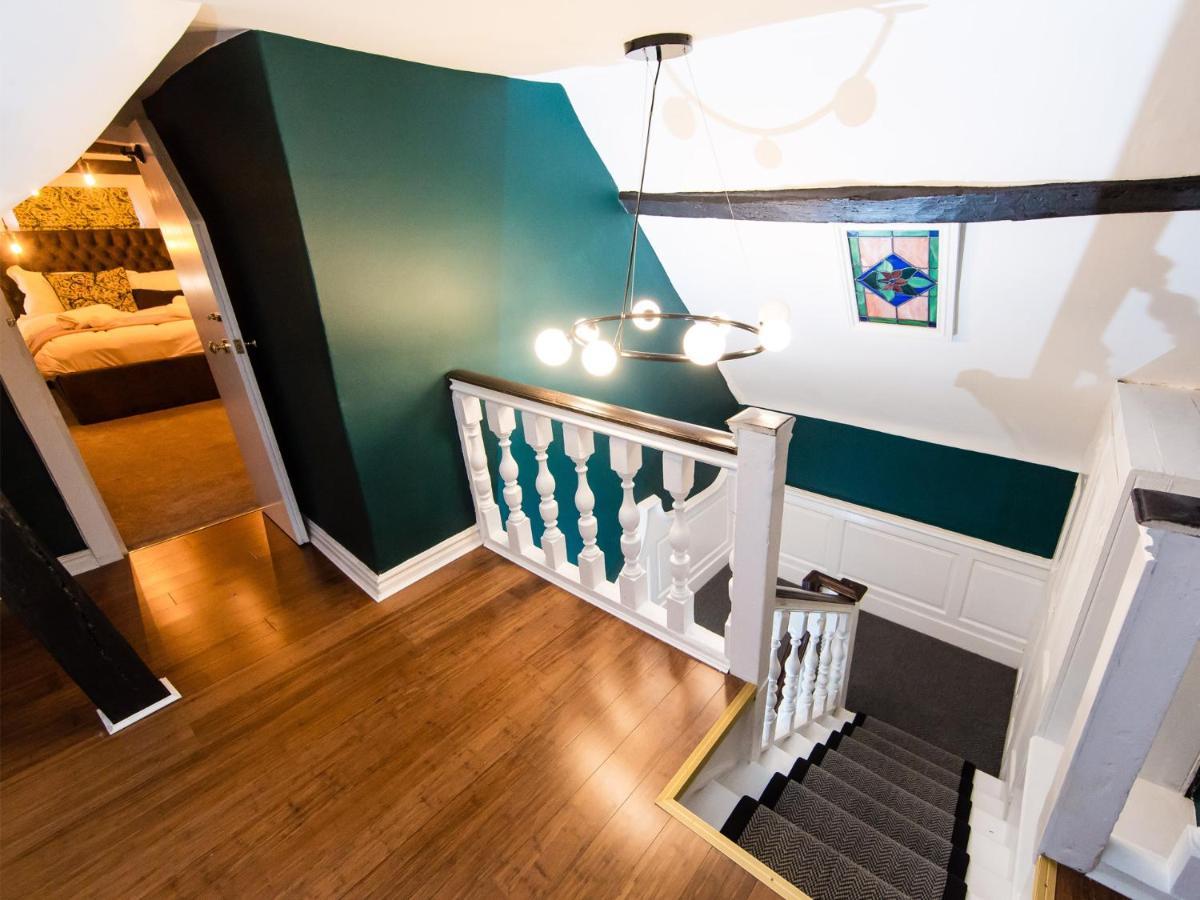 Maison Parfaite Yo1 - Exquisite 400 Year Old, City Centre Townhouse York Eksteriør billede