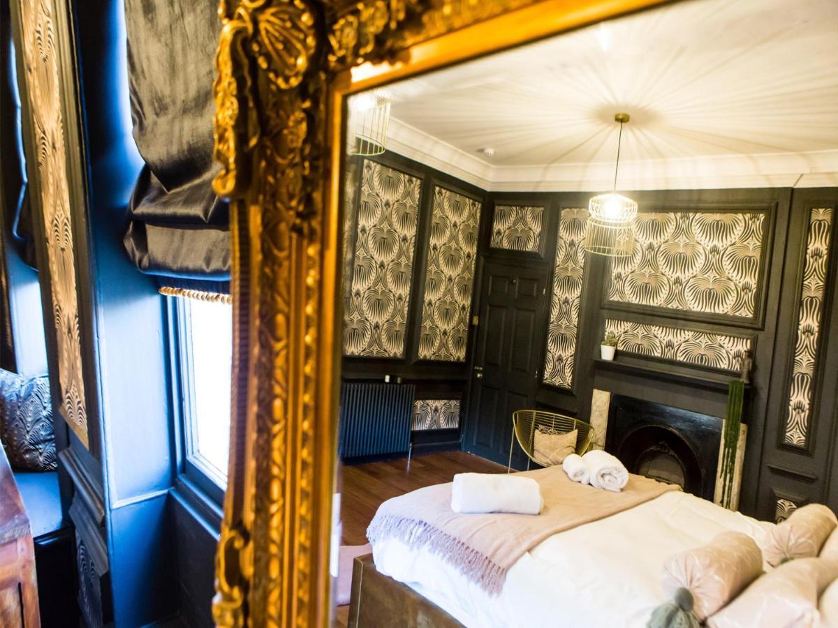 Maison Parfaite Yo1 - Exquisite 400 Year Old, City Centre Townhouse York Eksteriør billede