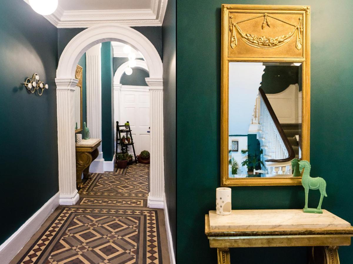 Maison Parfaite Yo1 - Exquisite 400 Year Old, City Centre Townhouse York Eksteriør billede