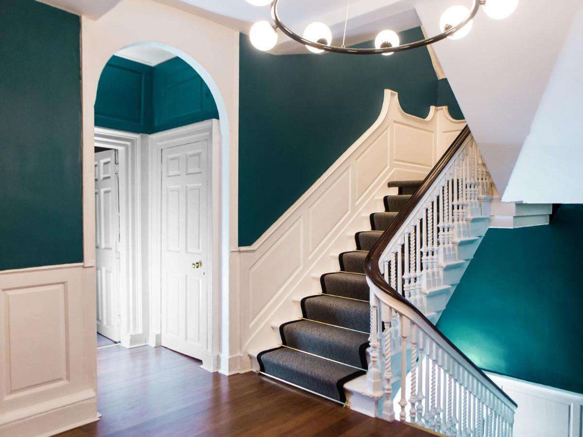 Maison Parfaite Yo1 - Exquisite 400 Year Old, City Centre Townhouse York Eksteriør billede